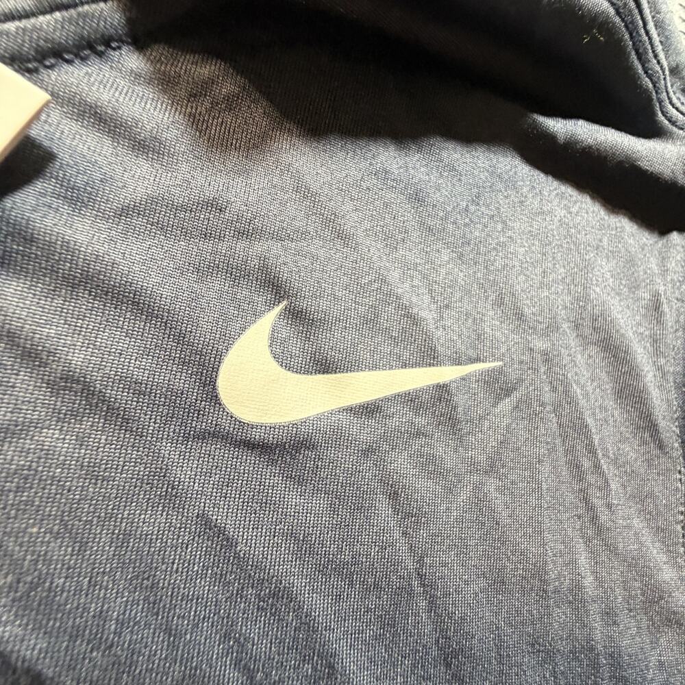 Nike THE NIKE TEE Shortsleeve Top Men Sz Medium Black Brand New - Picture 2 of 10